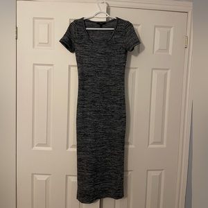 Forever 21 Size Medium Bodycon Midi Dress with Slits *NEVER WORN
